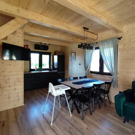 Semesterbostad Przystanek Sniezka *